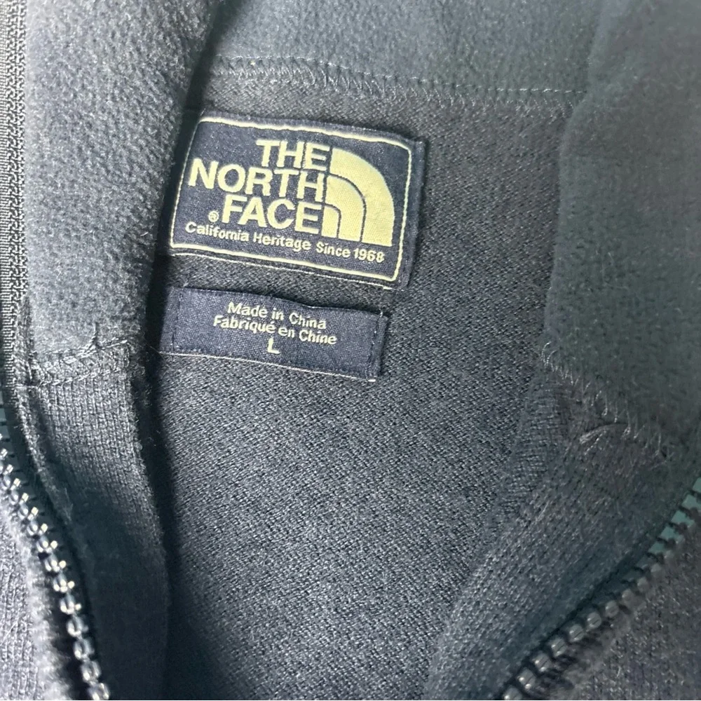 The North Face Men’s Large Knit Pullover Navy Blue Collared Lightweight Preppy